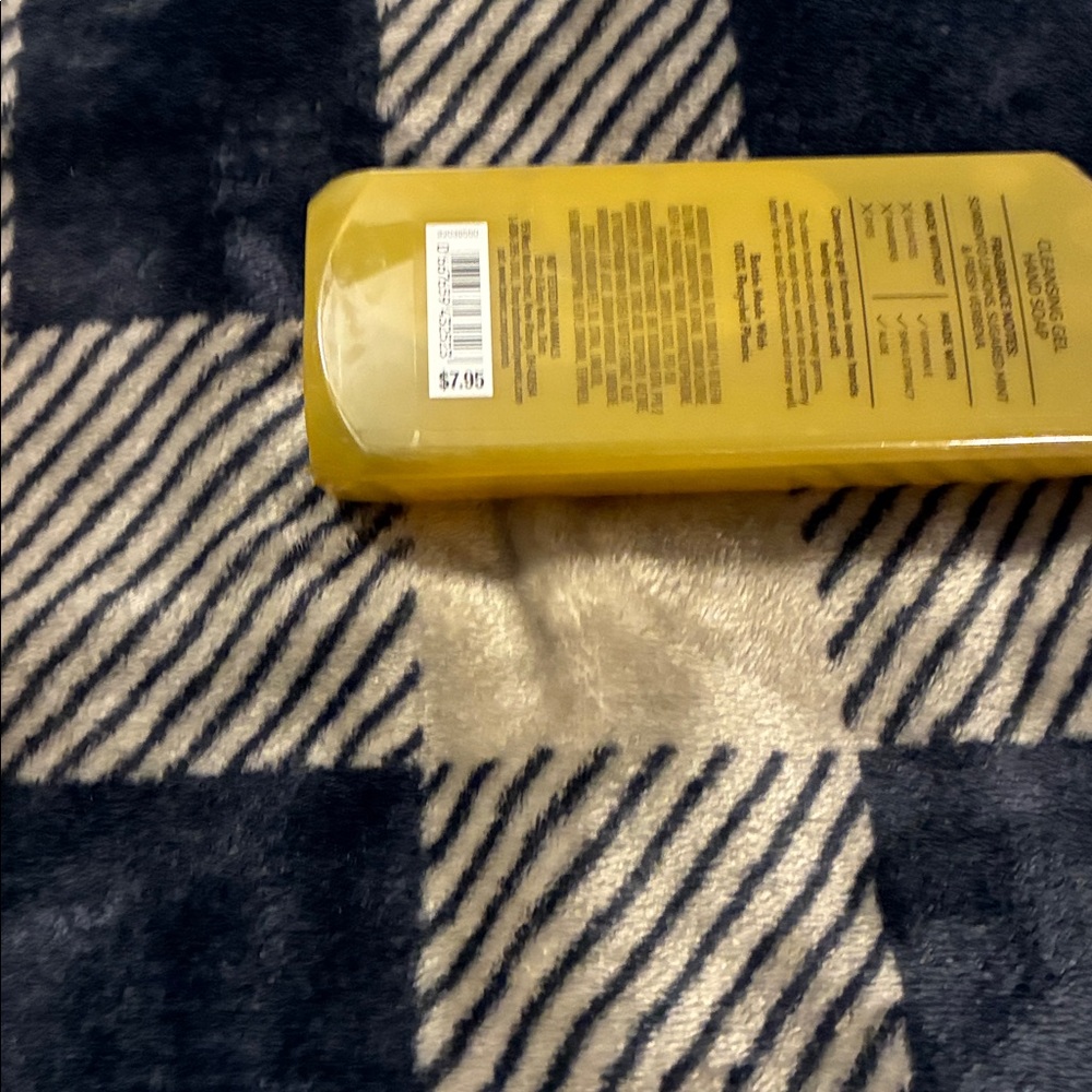Bath & Body Works LimonCello Gel Hand Soap (4) - Picture 4 of 5